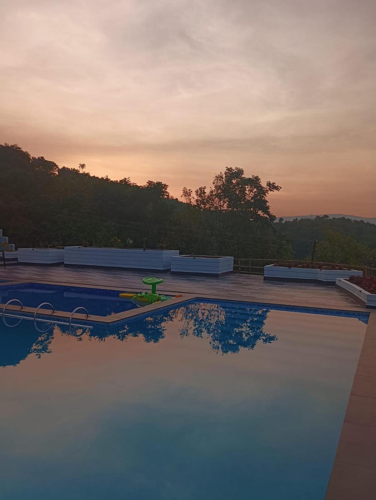 The Arcadia Resort - Umroi Shillong Eksteriør bilde